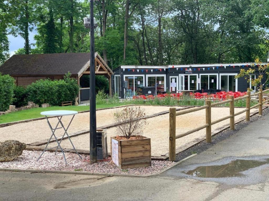 Le Jardin D'eden Camping